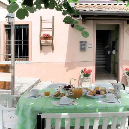 Apartment Locazione Turistica House Caterina - Vna247 Perledo